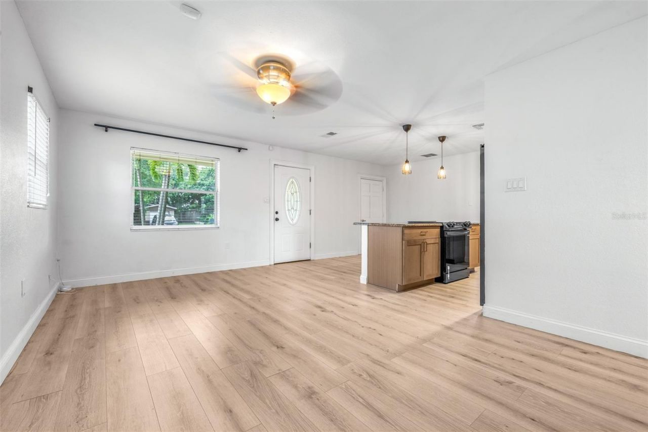 729 88th Avenue N, Saint Petersburg, FL 33702 Photo