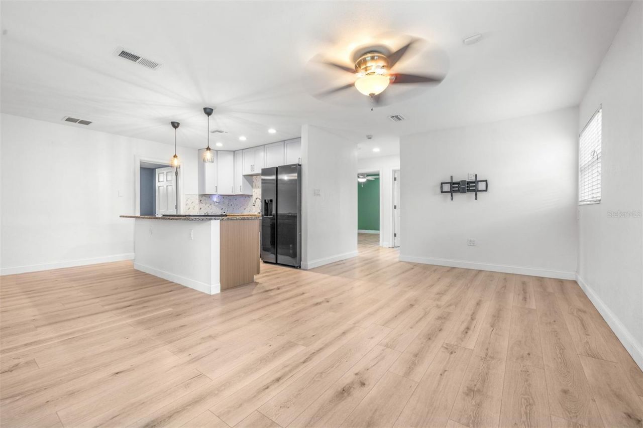 729 88th Avenue N, Saint Petersburg, FL 33702 Photo