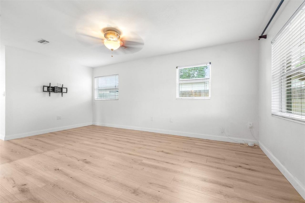 729 88th Avenue N, Saint Petersburg, FL 33702 Photo