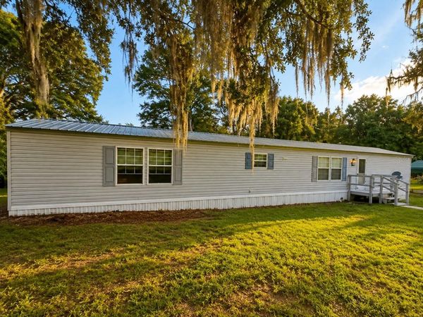 17689 SE 14TH STREET , SILVER SPRINGS, FL 34488
