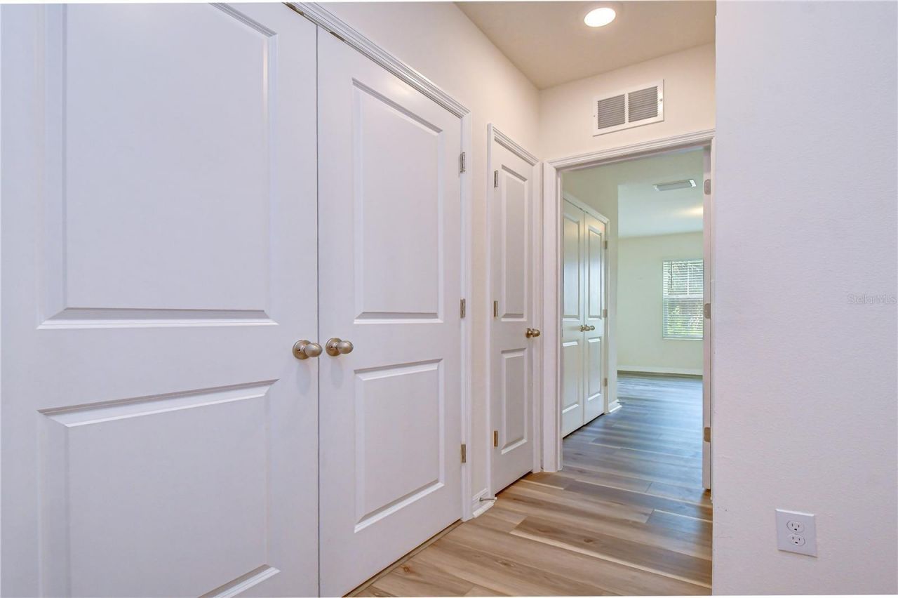 3326 Pleasant Willow Court, Brandon, FL 33511 Photo