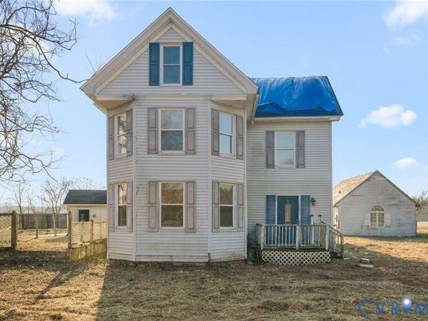 9144 General Puller Highway, Topping, VA 23169