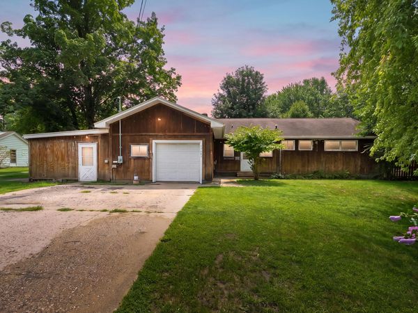 53683 Co Rd 388, Grand Junction, MI 49056
