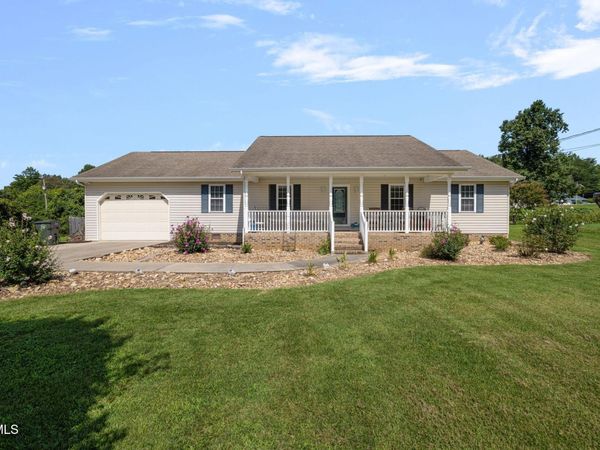 214 Sunny Hill Court, Fall Branch, TN 37656