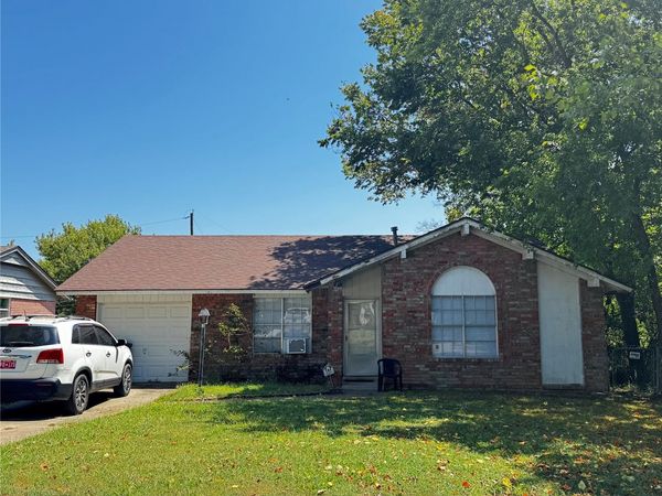 419 185th East Avenue , Tulsa, OK 74108