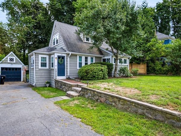 197 N Main St, Sharon, MA 02067