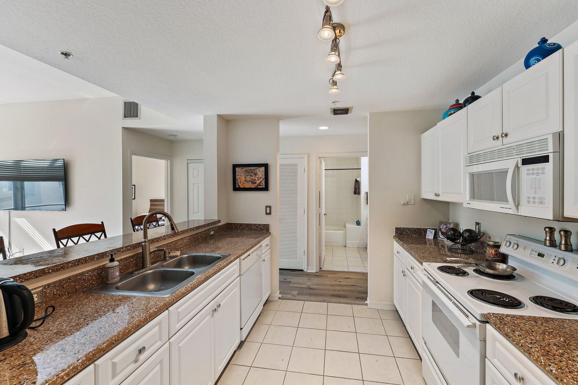 1203 Town Center Drive, Unit 210, Jupiter, FL 33458 Photo