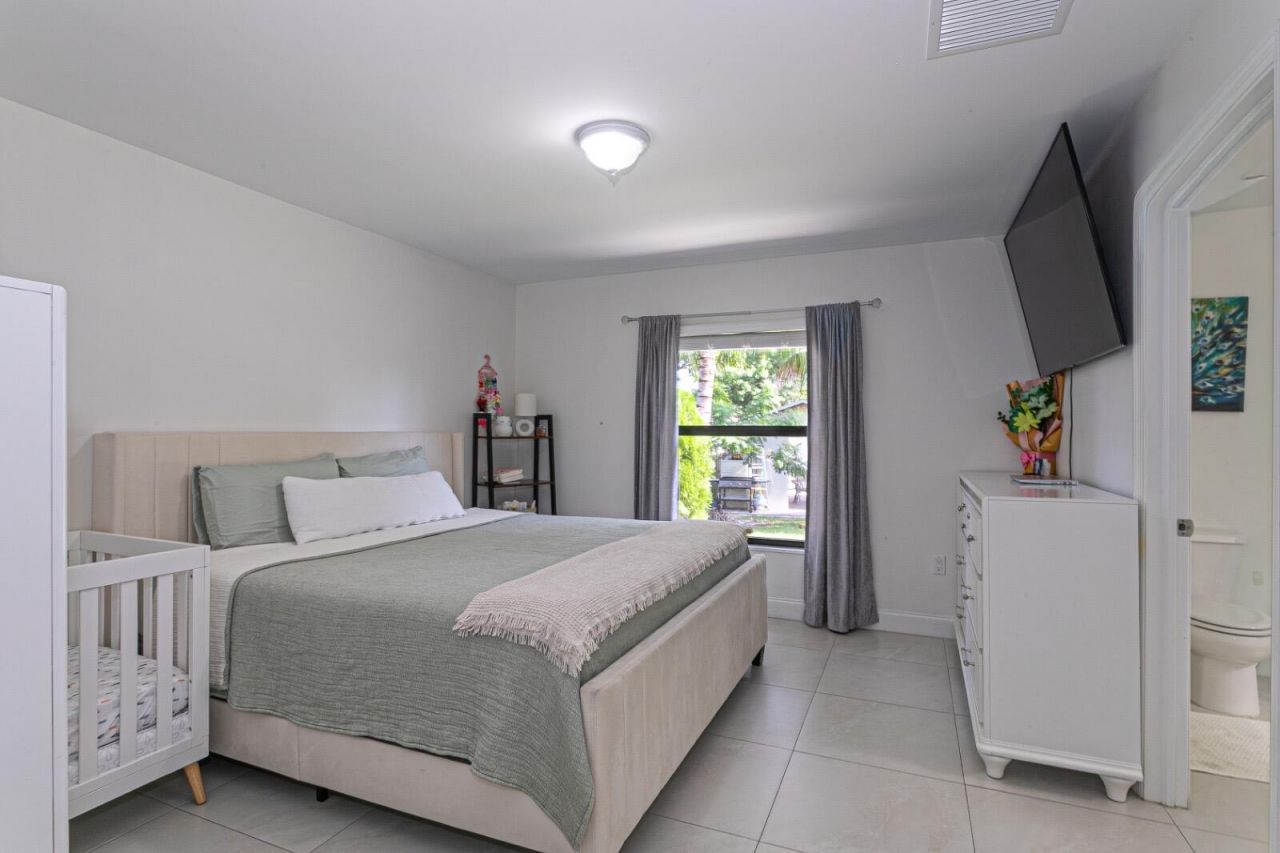 5803 Lime Road, West Palm Beach, FL 33413 Photo