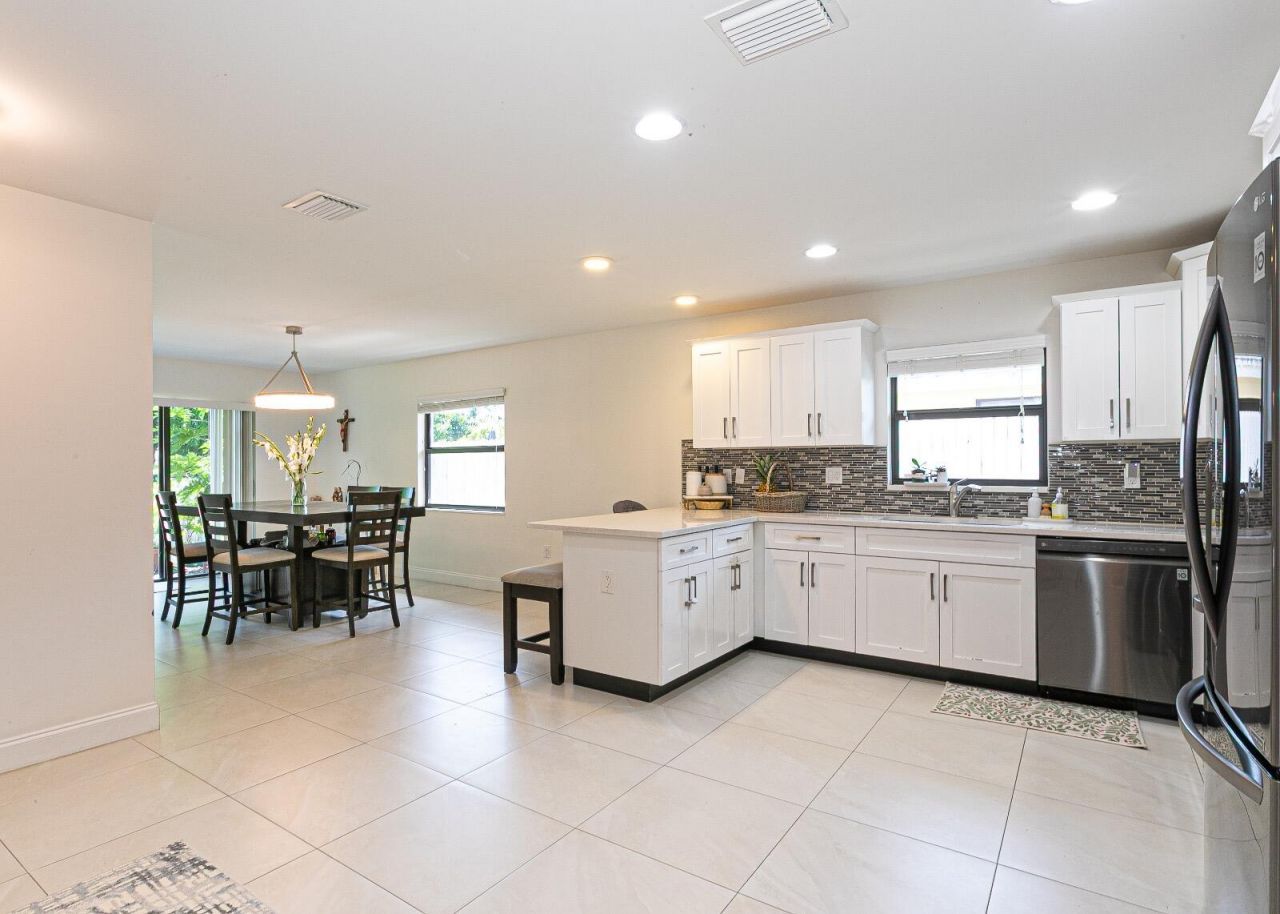 5803 Lime Road, West Palm Beach, FL 33413 Photo