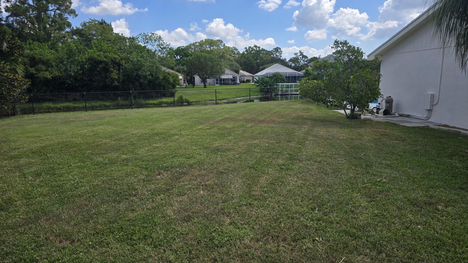 118 Cambridge Lane, Royal Palm Beach, FL 33411 Photo