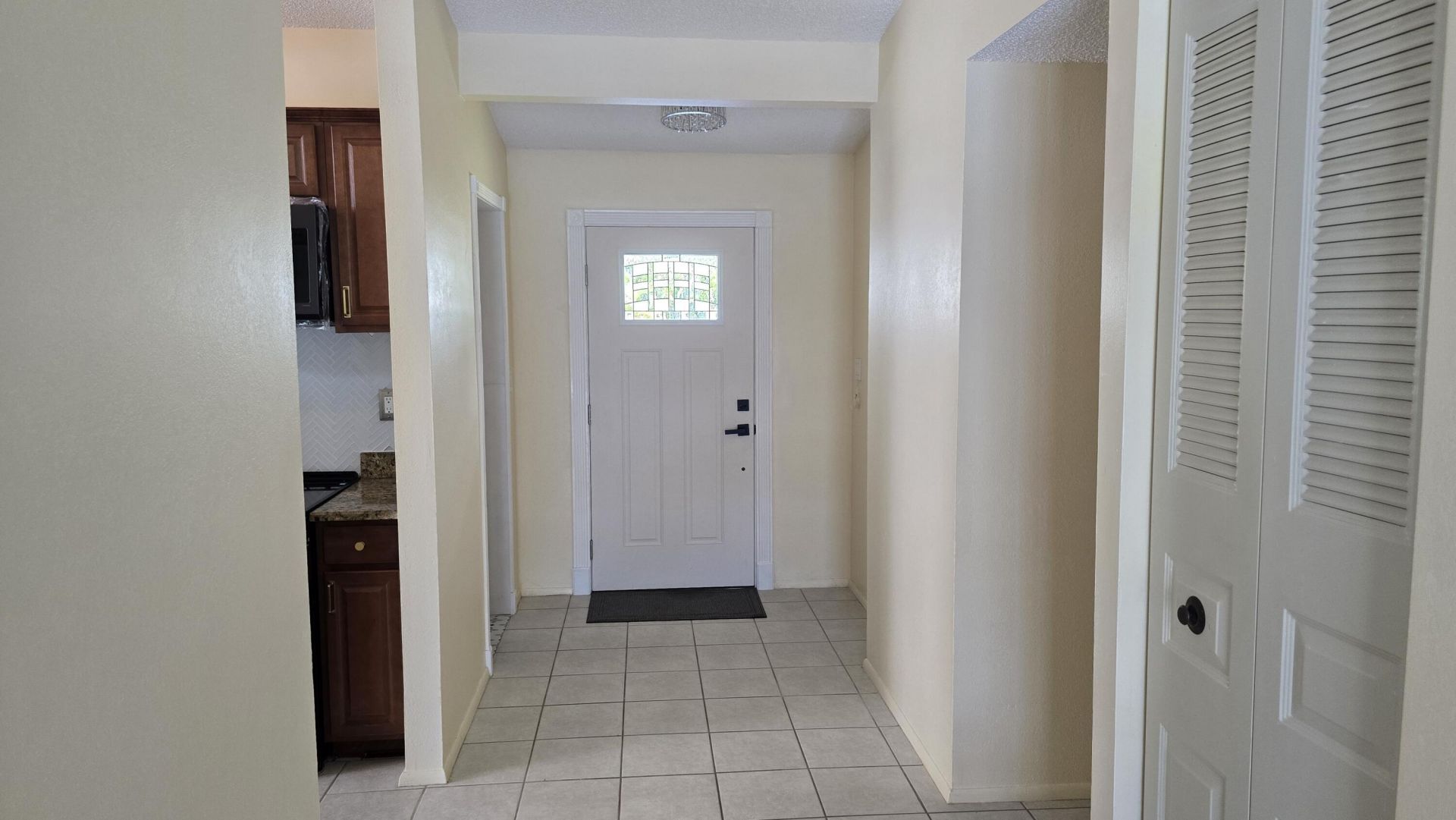 118 Cambridge Lane, Royal Palm Beach, FL 33411 Photo