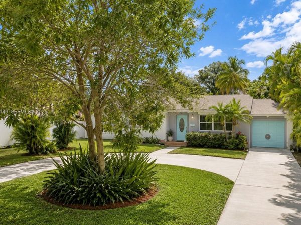 2842 Jackson St , Hollywood, FL 33020