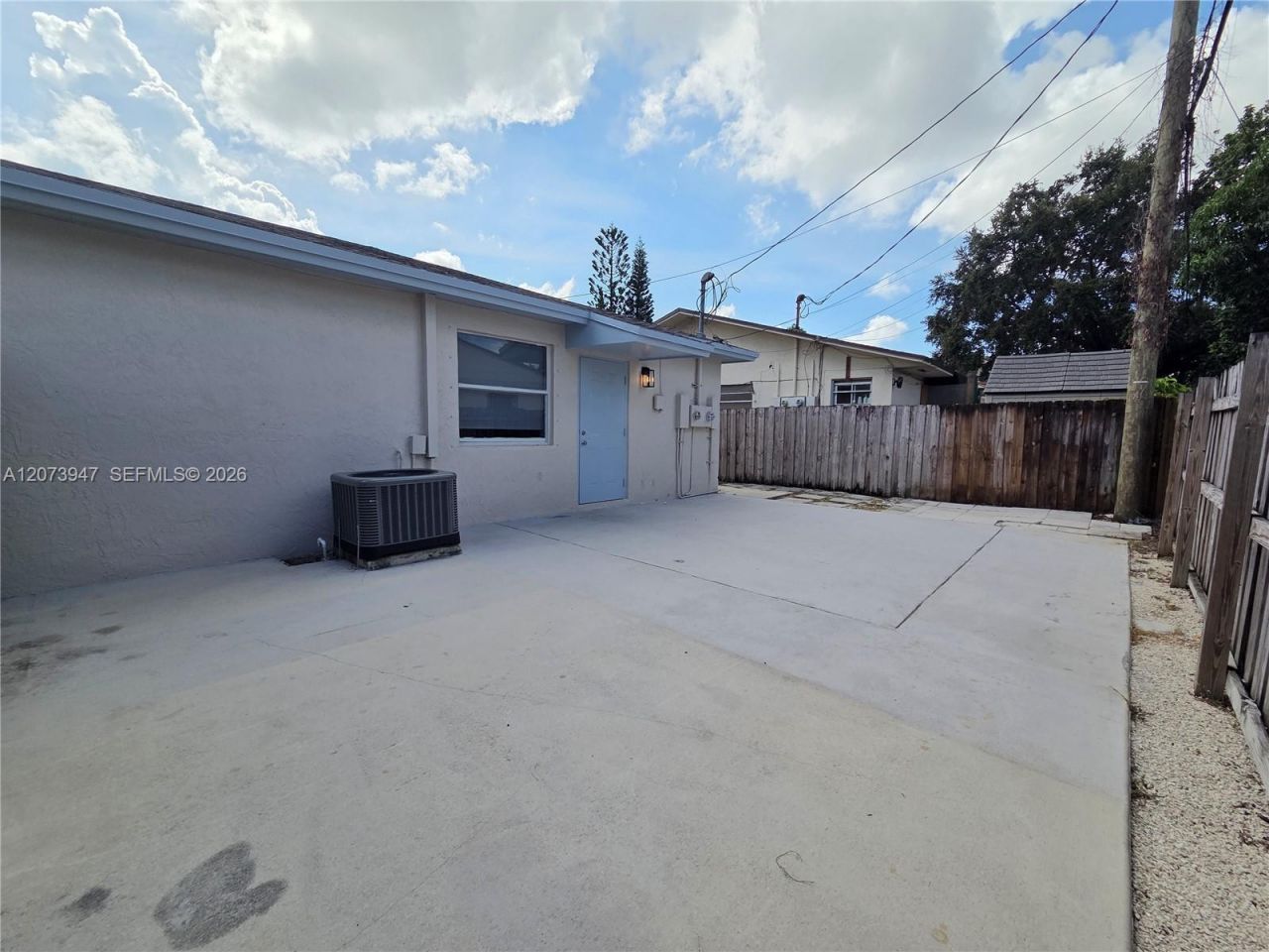242 NW 51st Ave, Miami, FL 33126 Photo