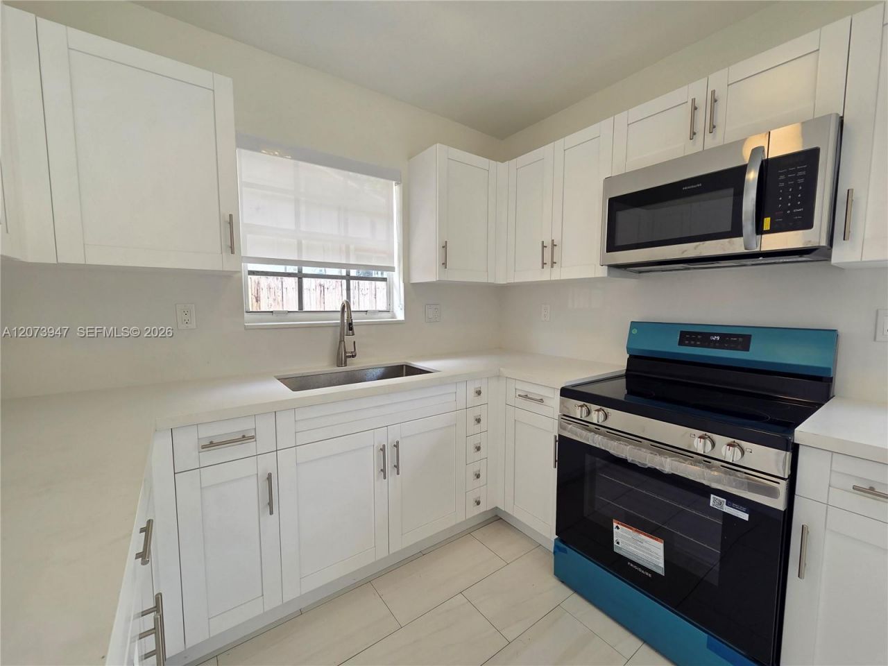 242 NW 51st Ave, Miami, FL 33126 Photo