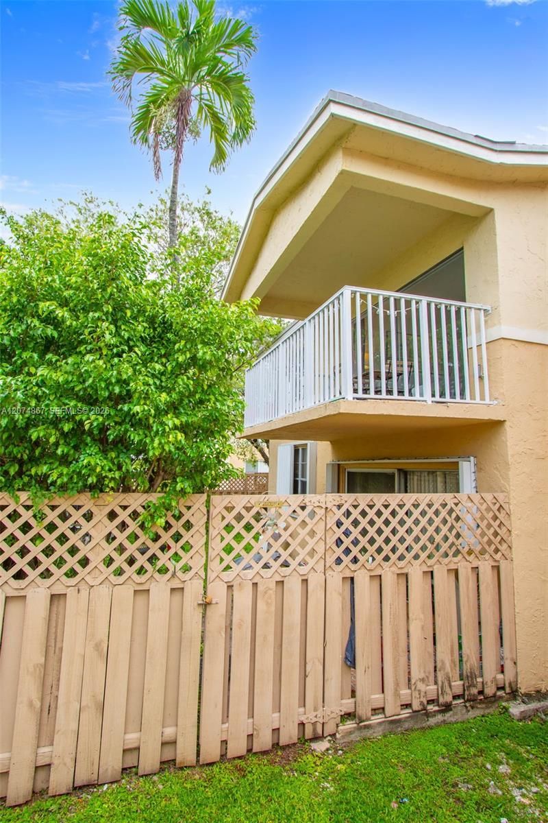 4610 NW 79th Ave , Unit 2D, Doral, FL 33166 Photo