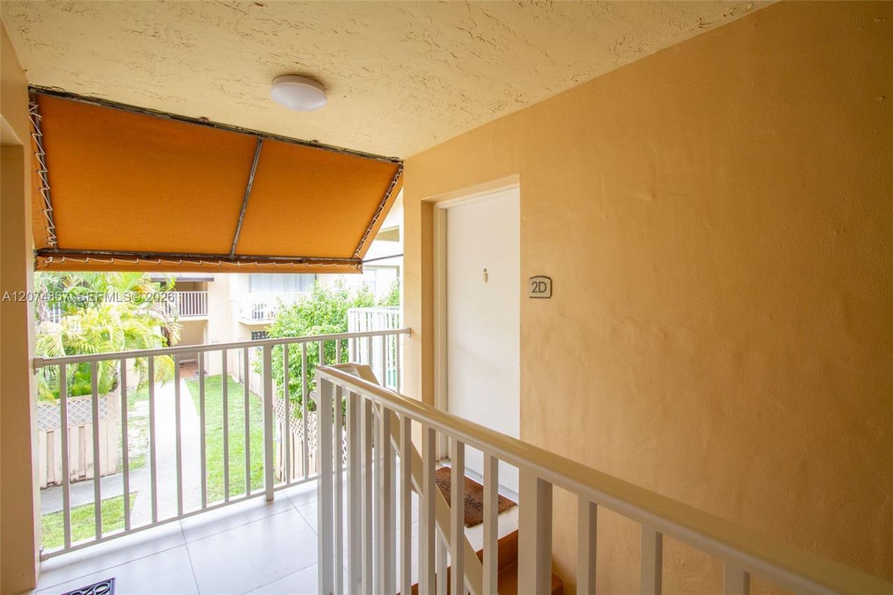 4610 NW 79th Ave , Unit 2D, Doral, FL 33166 Photo