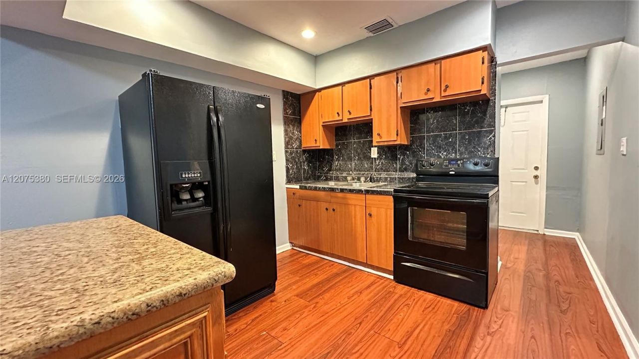 2220 Charleston St , Unit 1, Hollywood, FL 33020 Photo