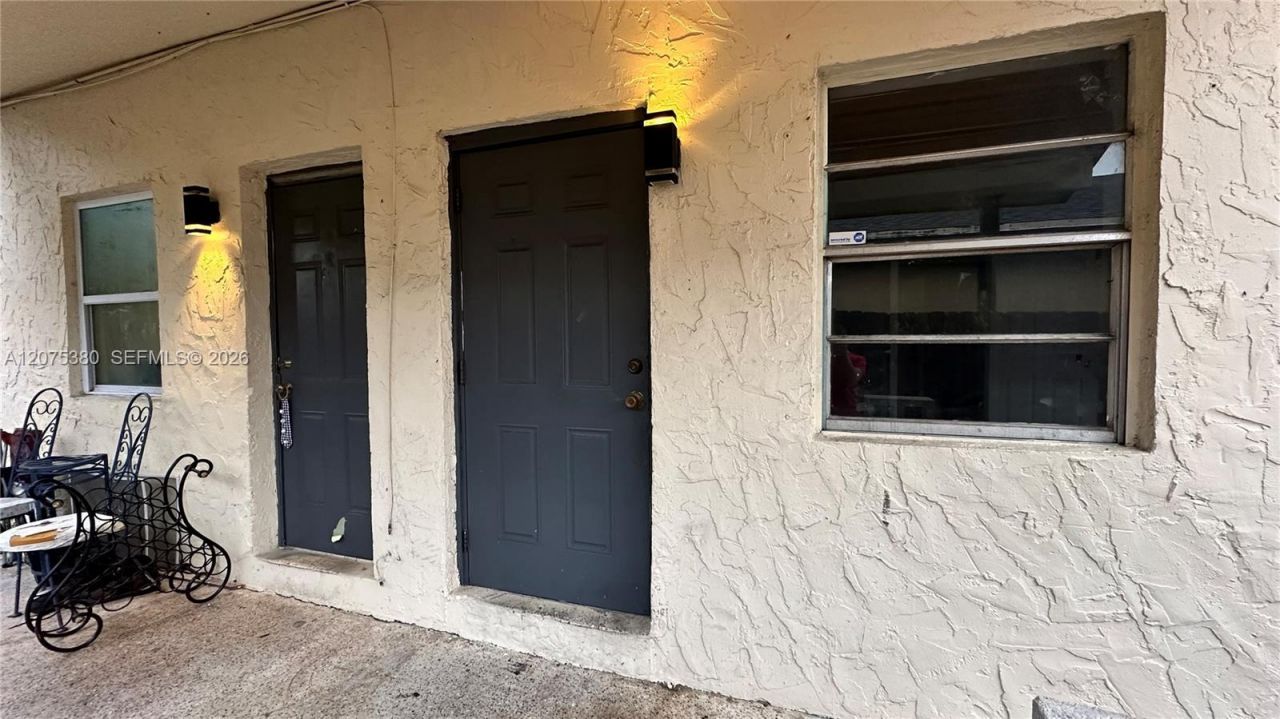 2220 Charleston St , Unit 1, Hollywood, FL 33020 Photo