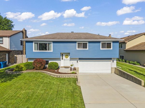 1219 N Itasca Road , Addison, IL 60101