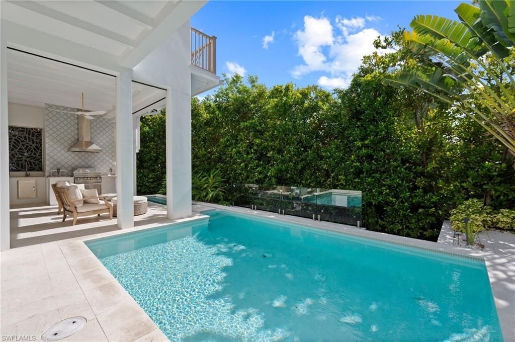 1140 8th St S, Naples, FL 34102 Photo