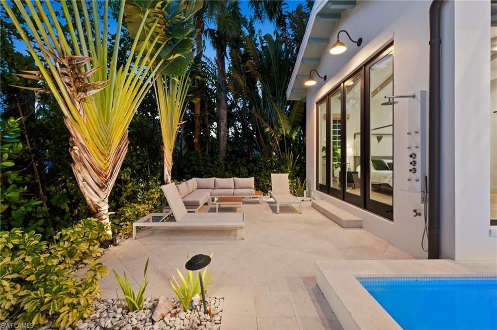 1140 8th St S, Naples, FL 34102 Photo