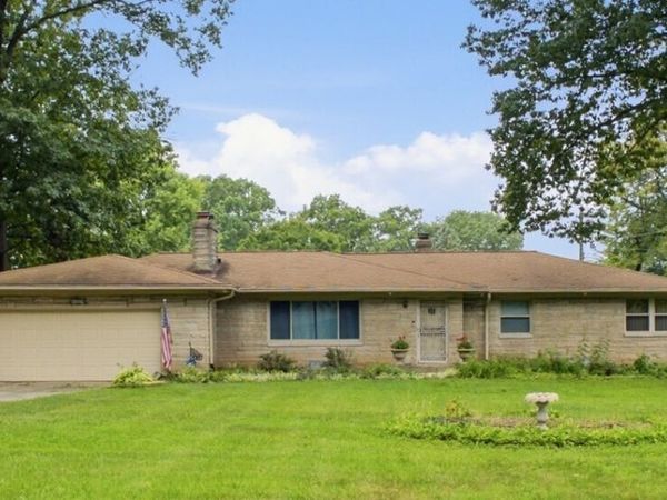5112 Chatham Place, Indianapolis, IN 46226