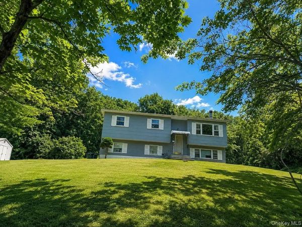 675 Union Rd, Spring Valley, NY 10977