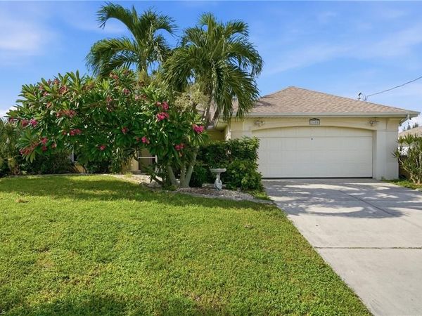 2408 SW 53rd ST , CAPE CORAL, FL 33914