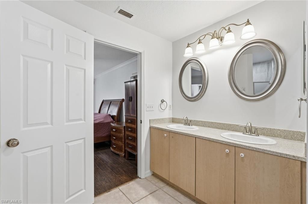 2408 SW 53rd St , Cape Coral, FL 33914 Photo