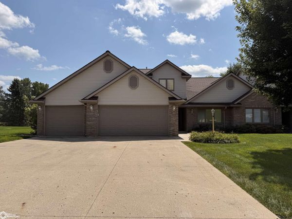 718 E 22Nd Street, Carroll, IA 51401