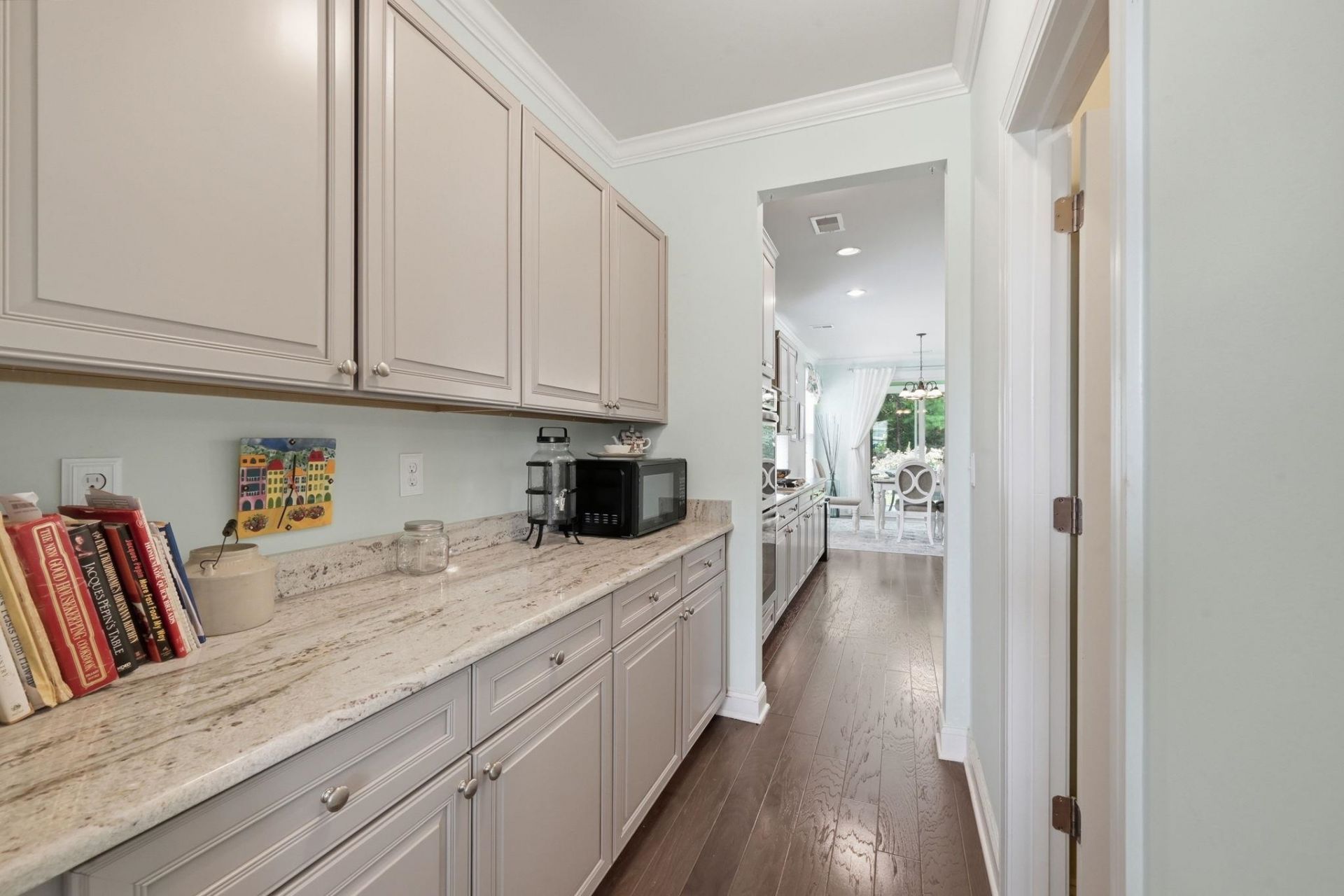 1481 Parish Way Photo 12