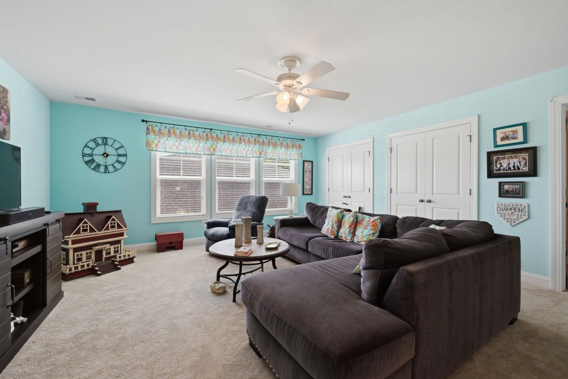 1481 Parish Way Photo 17