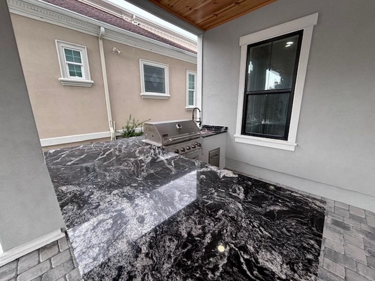 148 Gillette Pl.  Photo 18