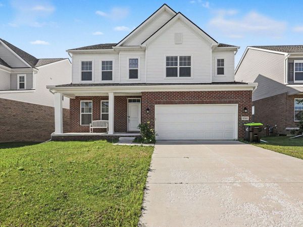 8580 Pioneer Street, Washington, MI 48094