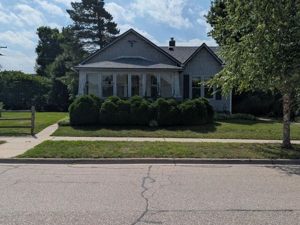 123 W Middle Street, Williamston, MI 48895