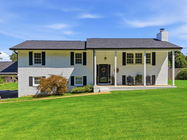 262 W Reed Road, LaFayette, GA 30728