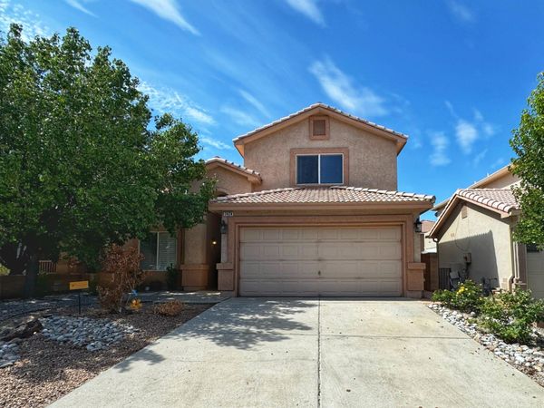 7424 Desert Eagle Road NE, Albuquerque, NM 87113