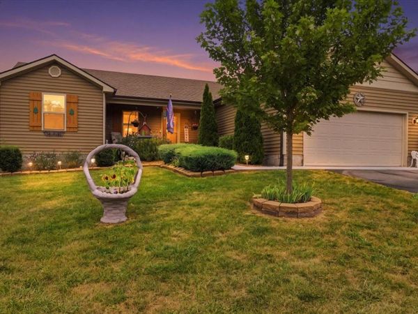208 Victoria Way , Franklin, KY 42134
