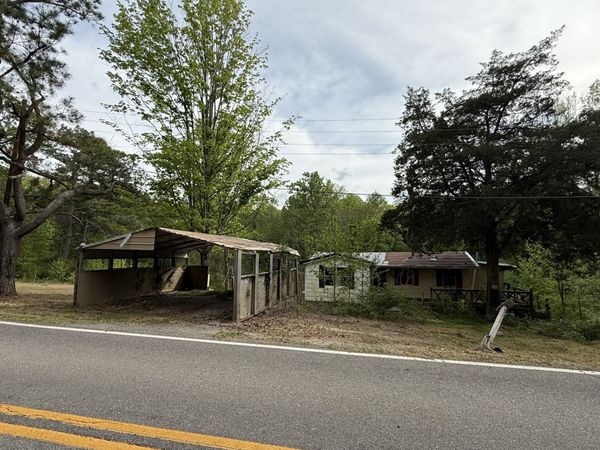 225 Attaway Rd N, Clarksville, TN 37040