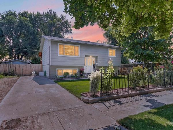516 N Kimball Ave, Caldwell, ID 83605