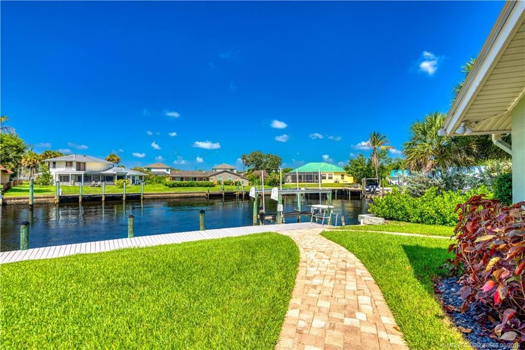 1887 SW Mooring Drive, Palm City, FL 34990 Photo