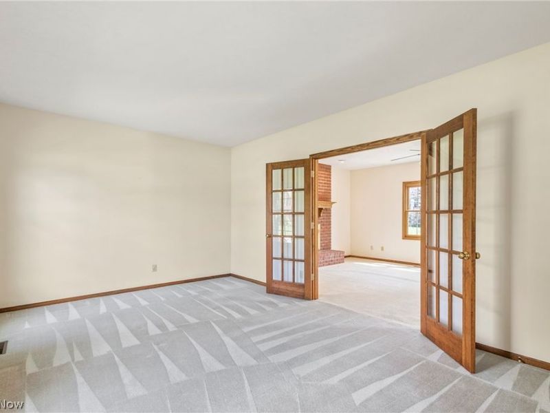 906 Southmoor Circle NE, Canton, OH 44721 Photo 23