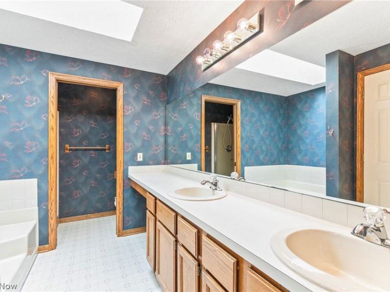906 Southmoor Circle NE, Canton, OH 44721 Photo 36