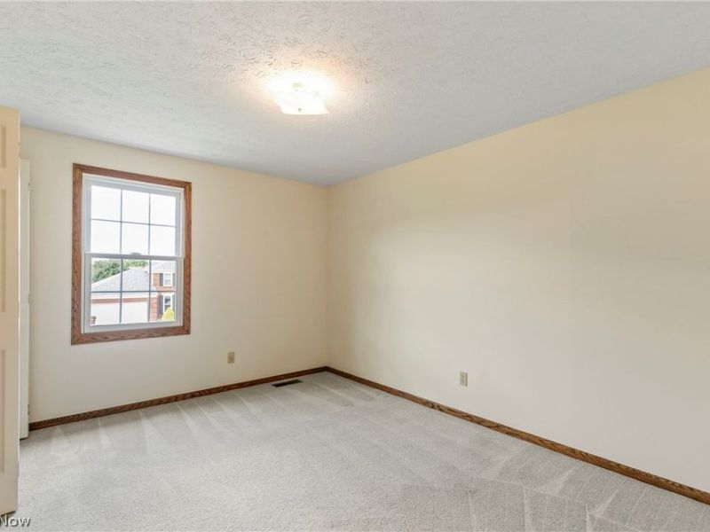 906 Southmoor Circle NE, Canton, OH 44721 Photo 40