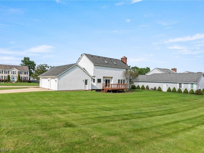 906 Southmoor Circle NE, Canton, OH 44721 Photo 5