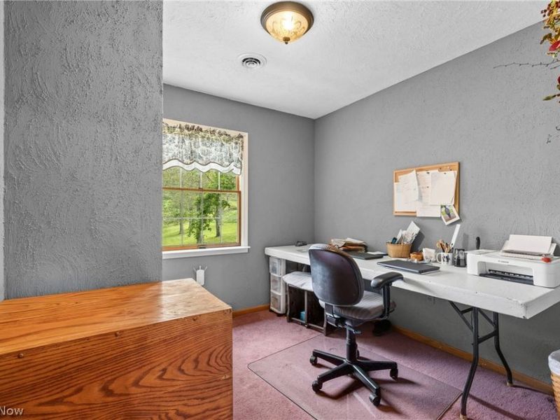 48211 Moore Road , East Liverpool, OH 43920 Photo 15
