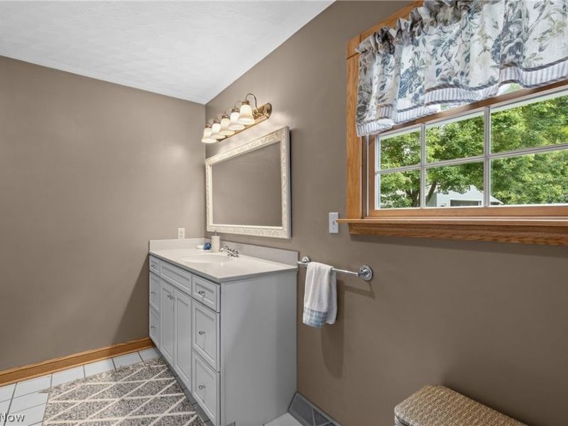 48211 Moore Road , East Liverpool, OH 43920 Photo 26