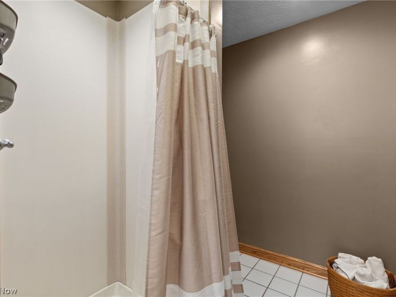 48211 Moore Road , East Liverpool, OH 43920 Photo 27