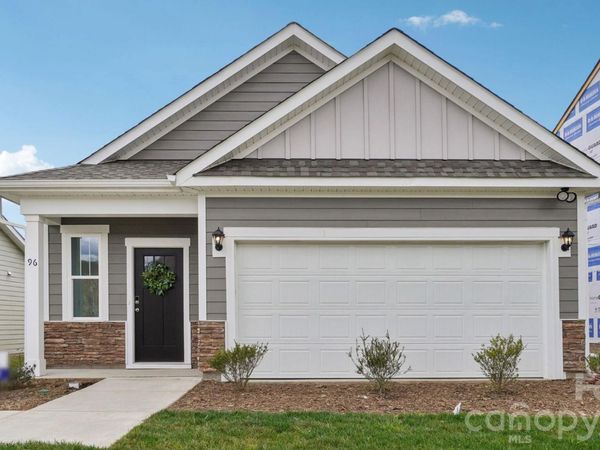 305 Audrey Loop Road , Candler, NC 28715