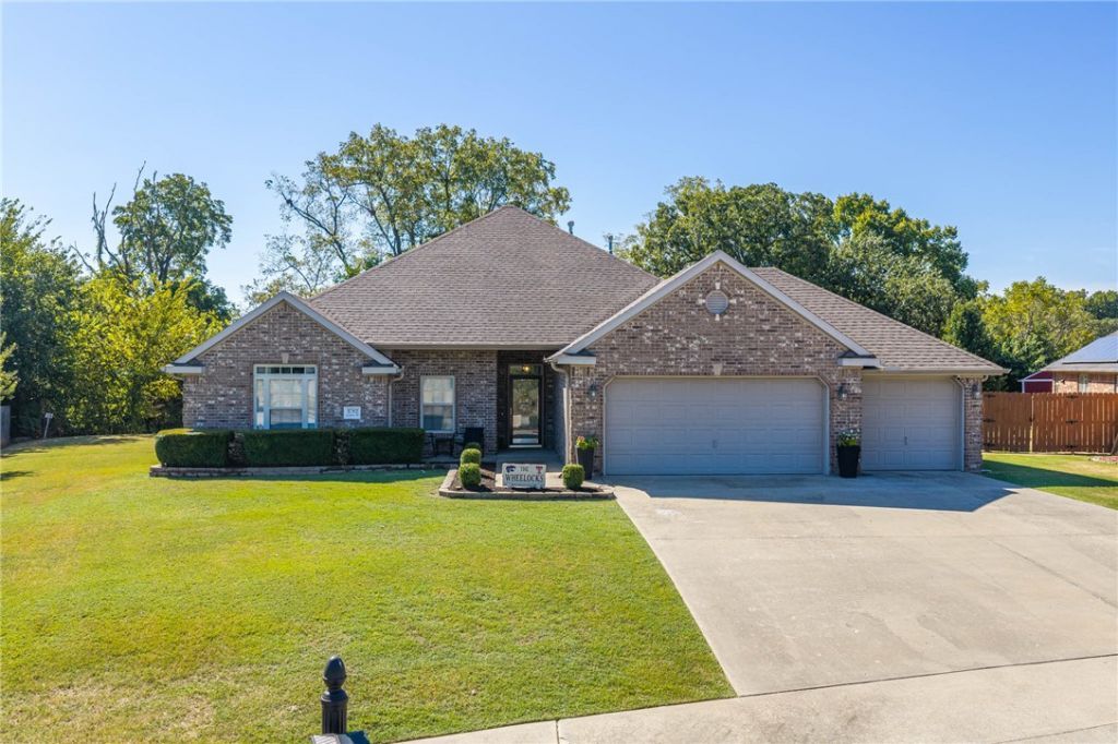 3782 Glenbrook Loop, Springdale, AR 72764 Main Photo